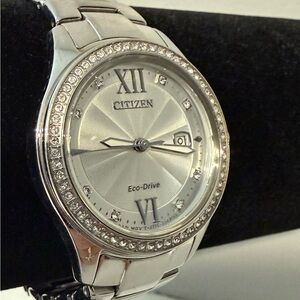 ✨Citizen Eco-Drive Crystal Bezel Watch